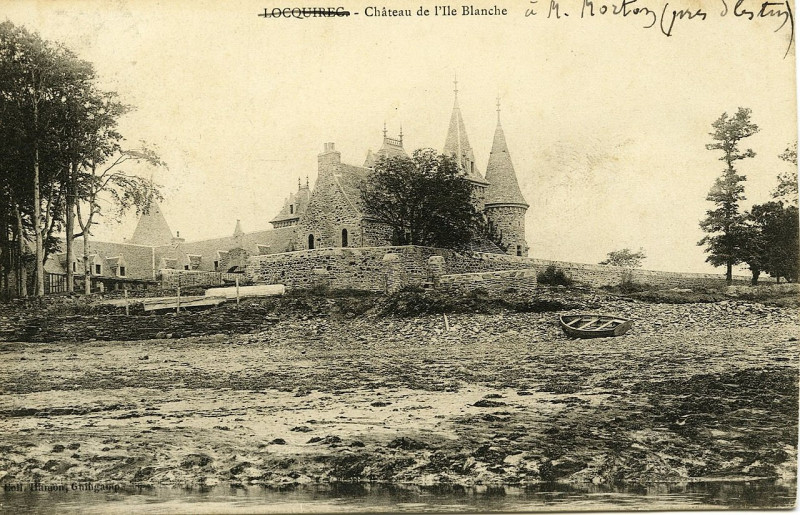 Carte postale ancienne Plestin-les-Grèves - Château de l'île Blanche à Plestin-les-Grèves