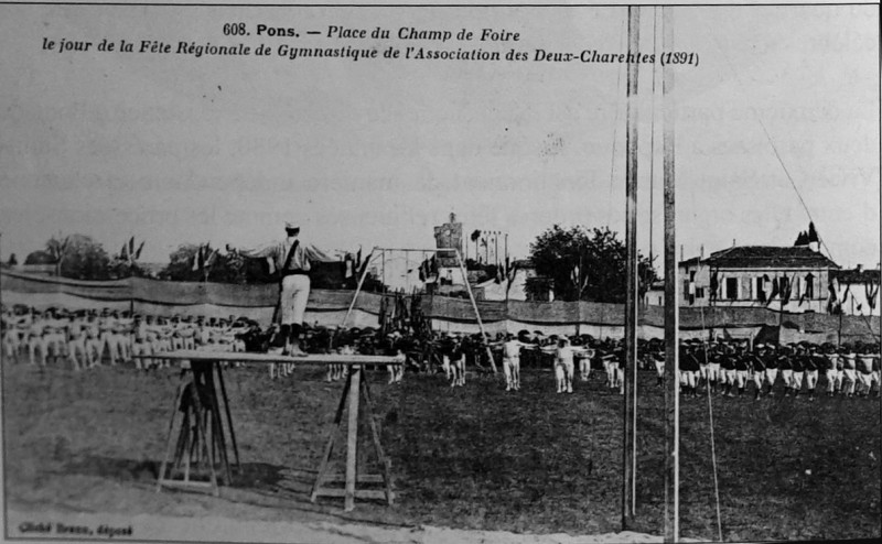 Carte postale ancienne PonS place europe 1891 1003975