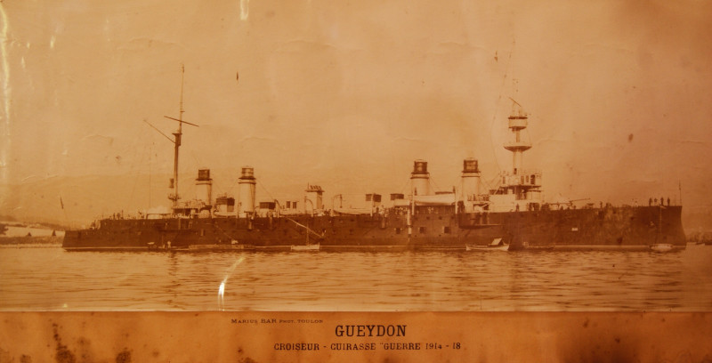 Carte postale ancienne Croiseur Gueydon