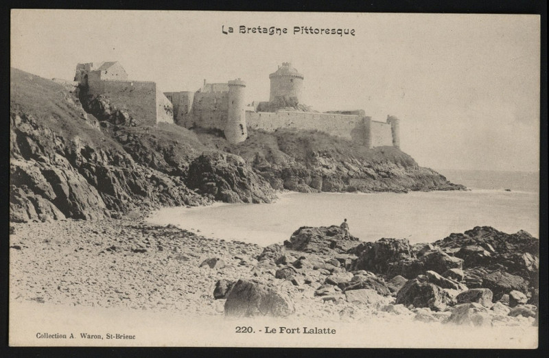 Carte postale ancienne Cap Fréhel - Fort Lalatte à Plévenon