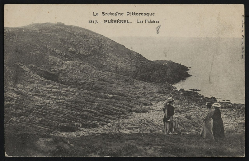 Carte postale ancienne Fréhel - Falaises à Fréhel