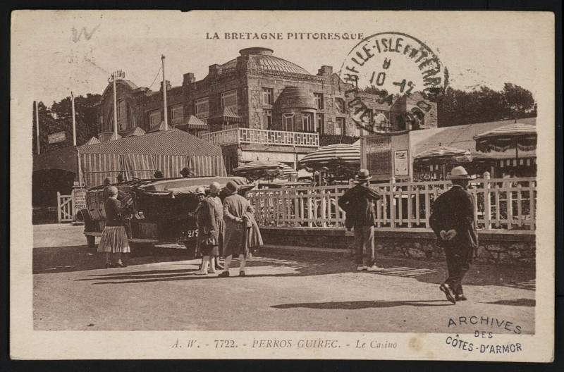 Carte postale ancienne Perros-Guirec - Casino à Perros-Guirec