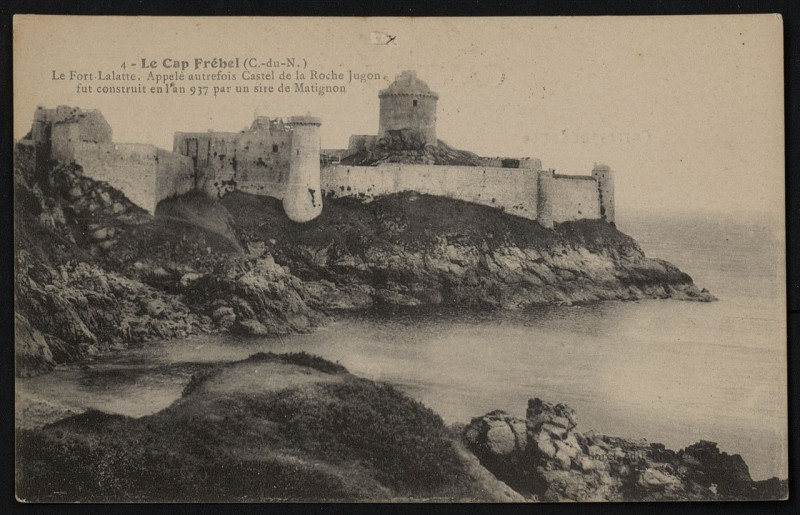 Carte postale ancienne Plévenon - Cap Fréhel Fort Lalatte à Plévenon