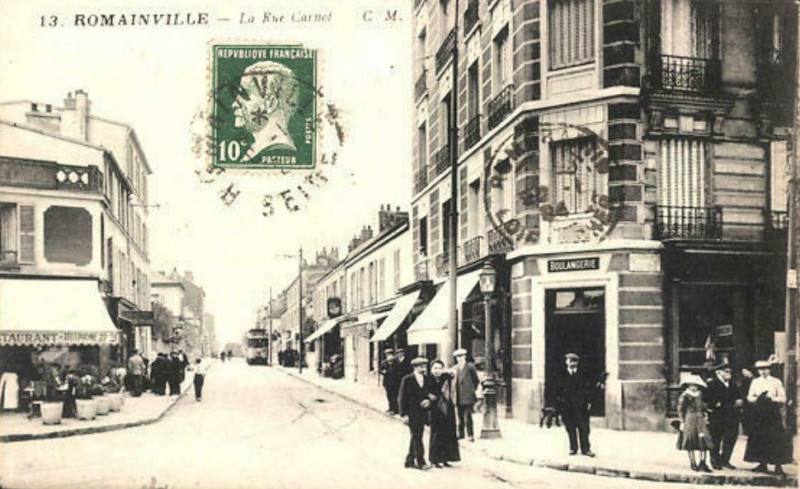 Carte postale ancienne Romainville.Rue Carnot