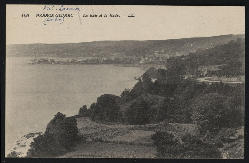 Carte postale ancienne Perros-Guirec - Baie et rade à Perros-Guirec