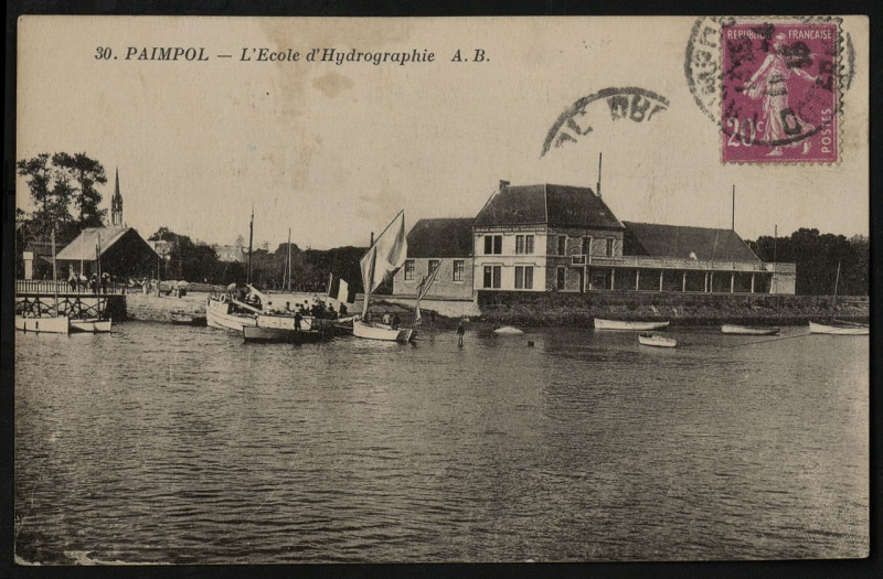 Carte postale ancienne Paimpol - Ecole d'Hydrographie à Paimpol