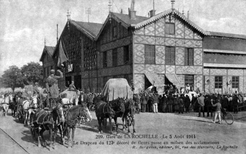 Carte postale ancienne Gare-La-Rochelle-Ville-bv-1878-CPancienne-1914