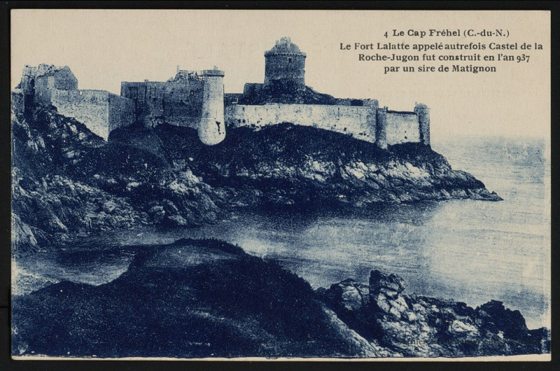 Carte postale ancienne Cap Fréhel - Cap et Fort Lalatte à Plévenon