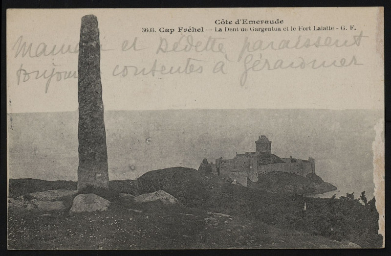 Carte postale ancienne Plévenon - Cap-Fréhel dent de Gargantua et Fort Lalatte à Plévenon