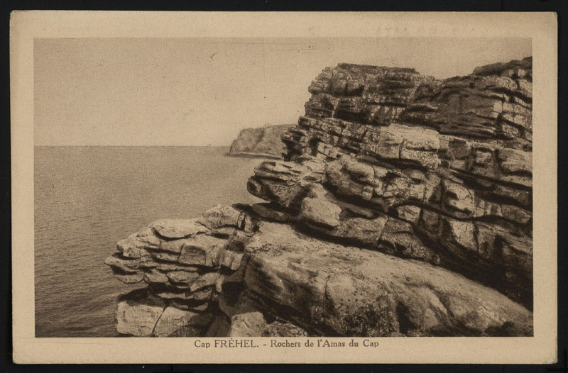 Carte postale ancienne Plévenon - Rochers de l'Amas du Cap à Plévenon
