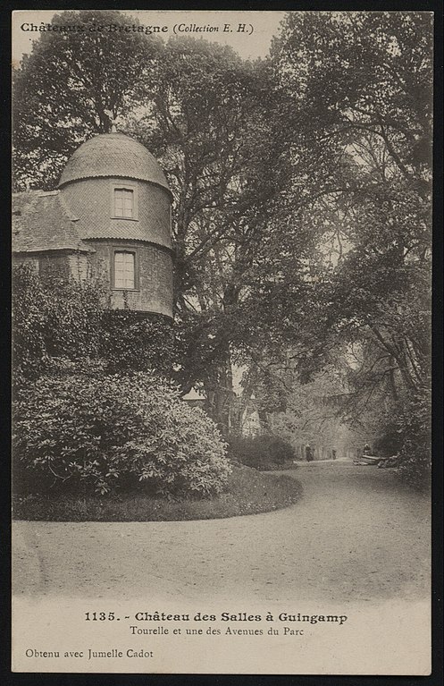 Carte postale ancienne Guingamp - Château des Salles à Guingamp à Guingamp