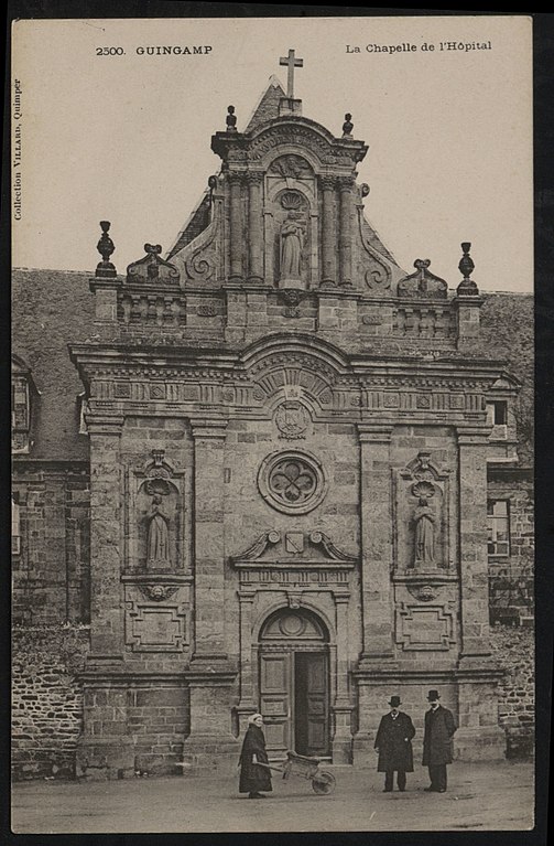 Carte postale ancienne Guingamp - Chapelle de l'Hôpital à Guingamp