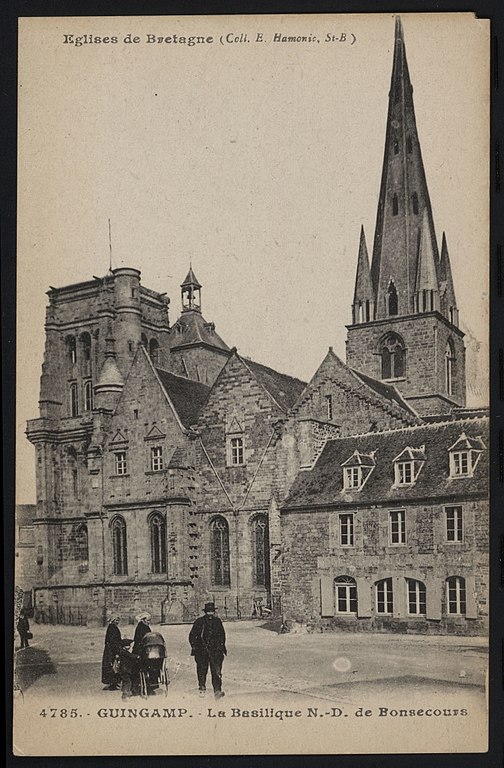 Carte postale ancienne Guingamp - Basilique Notre-Dame de Bon-Secours à Guingamp