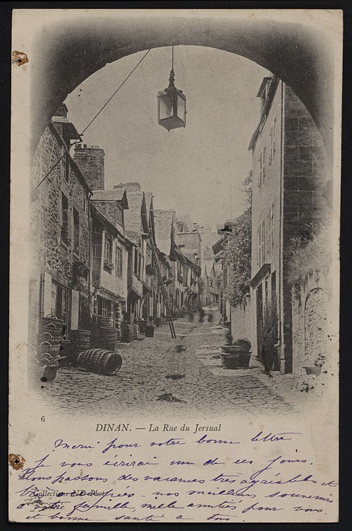 Carte postale ancienne Dinan - Rue du Jerzual à Dinan
