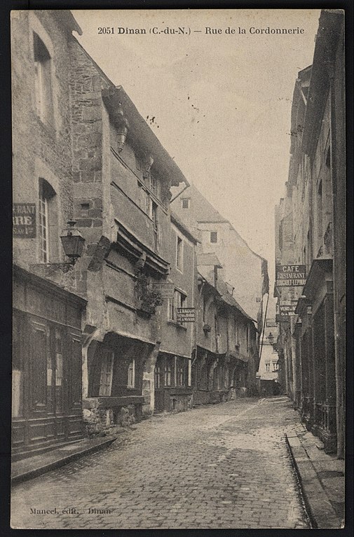 Carte postale ancienne Dinan - Rue de la Cordonnerie à Dinan