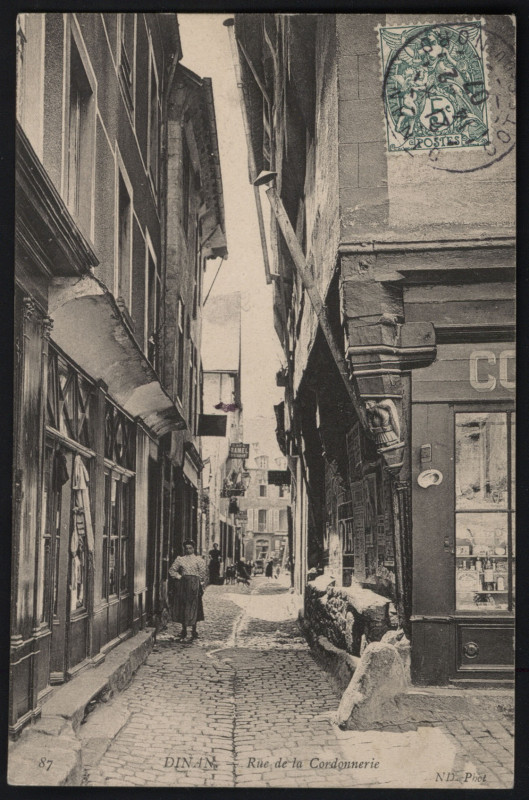 Carte postale ancienne Dinan - Rue de la Cordonnerie à Dinan
