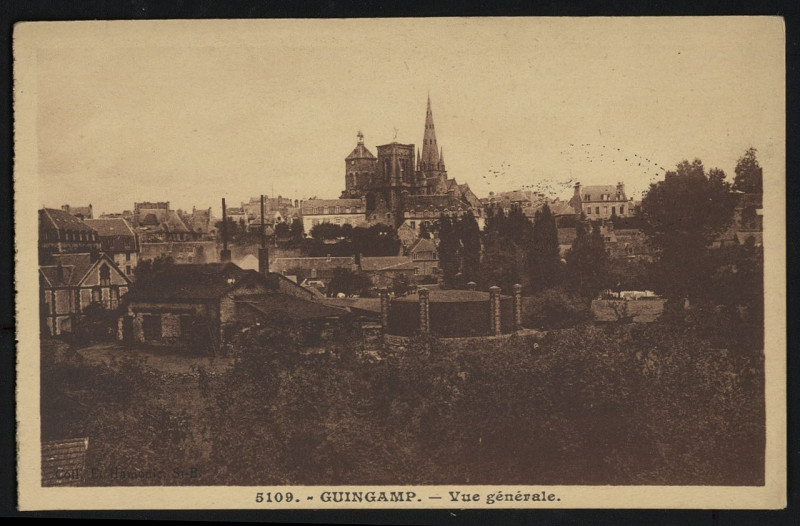 Carte postale ancienne Guingamp - Vue générale à Guingamp