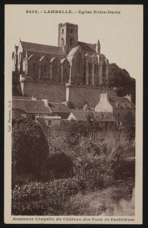 Carte postale ancienne Lamballe - Eglise Notre-Dame à Lamballe-Armor