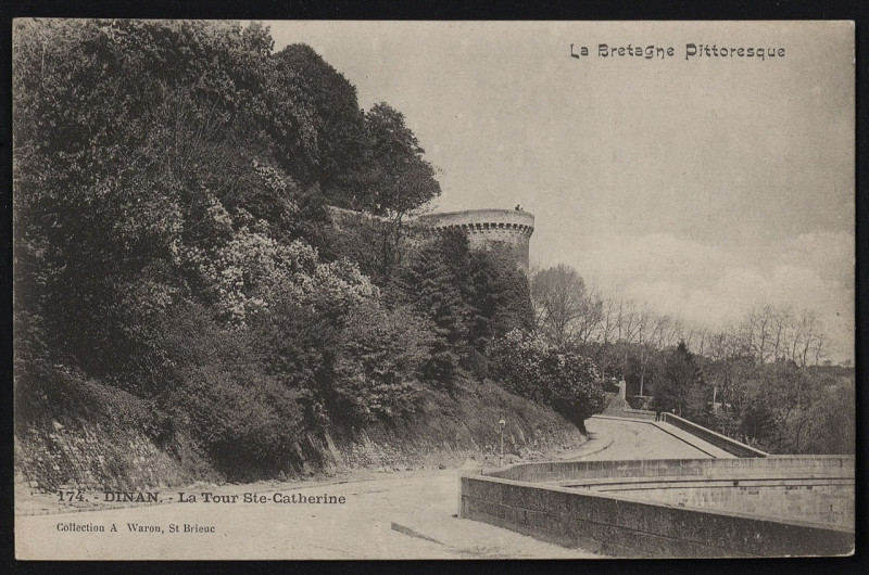 Carte postale ancienne Dinan - Tour Sainte-Catherine à Dinan