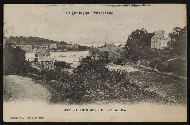 Carte postale ancienne Le Guildo - Coin du port à Saint-Cast-le-Guildo
