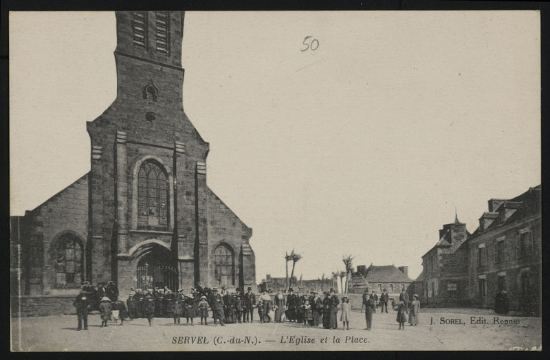 Carte postale ancienne Lannion - Eglise et la Place à Lannion