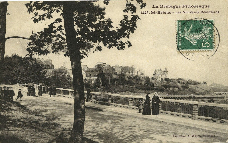 Carte postale ancienne Saint-Brieuc - Nouveaux boulevards à Saint-Brieuc