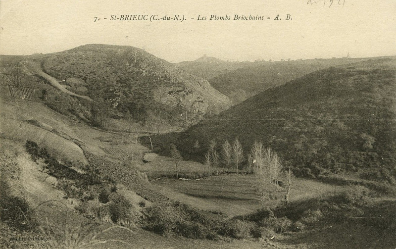 Carte postale ancienne Saint-Brieuc - Plombs briochains à Saint-Brieuc