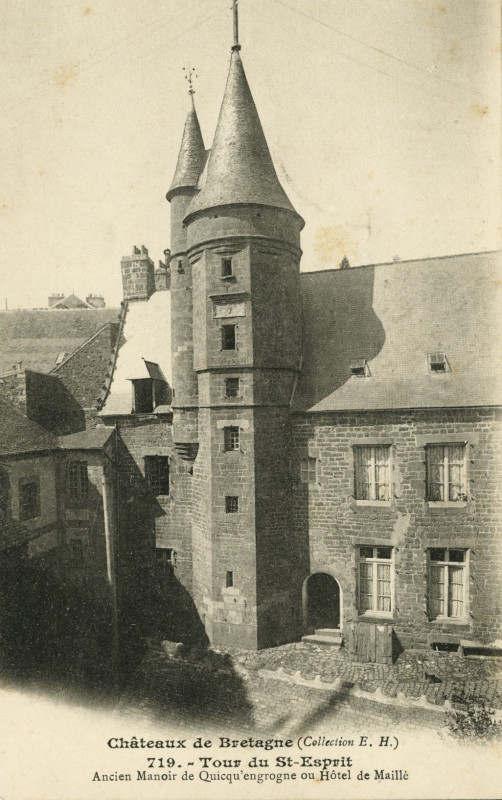 Carte postale ancienne Saint-Brieuc - Tour du Saint-Esprit à Saint-Brieuc