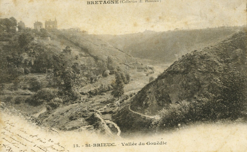 Carte postale ancienne Saint-Brieuc - Vallée du Gouédic à Saint-Brieuc