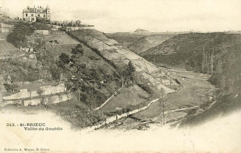 Carte postale ancienne Saint-Brieuc - Vallée du Gouédic à Saint-Brieuc