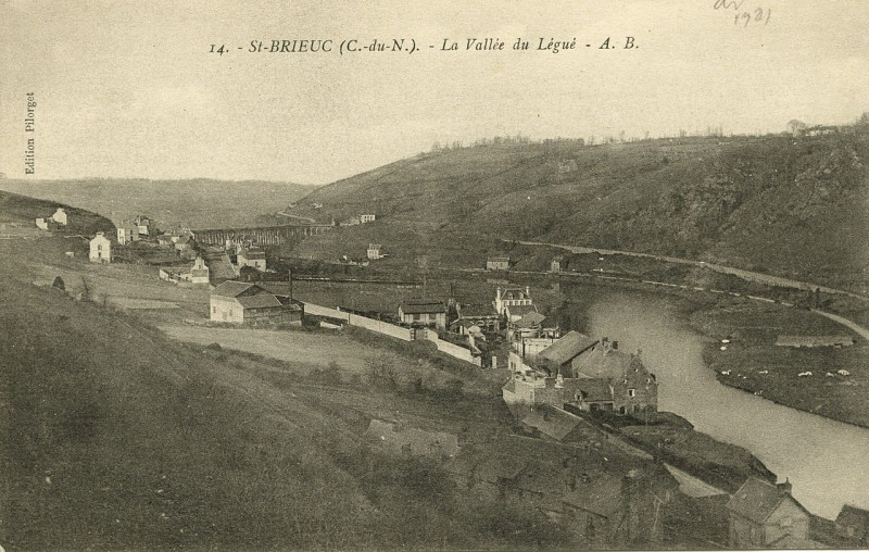 Carte postale ancienne Saint-Brieuc - Vallée du Légué à Saint-Brieuc