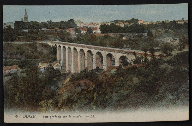 Carte postale ancienne Dinan - Vue générale sur le viaduc à Dinan
