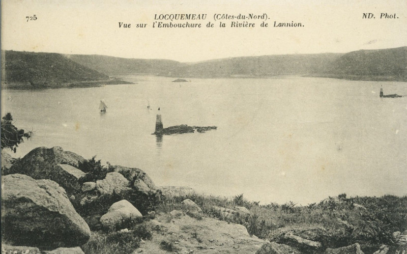 Carte postale ancienne Trédrez-Locquémeau - Vue sur l'embouchure de la rivière de Lannion à Trédrez-Locquémeau