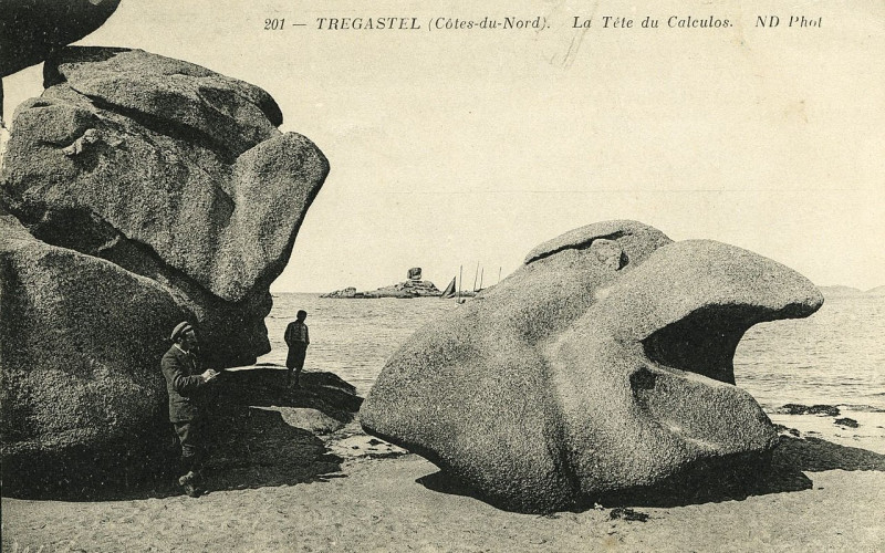 Carte postale ancienne Trégastel - Tête du Calculos à Trégastel