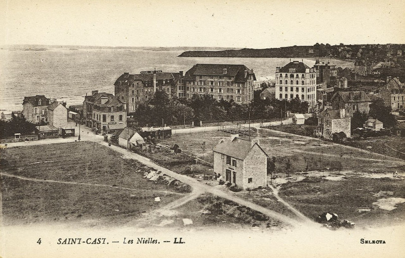 Carte postale ancienne Saint-Cast - Les Nielles à Saint-Cast-le-Guildo