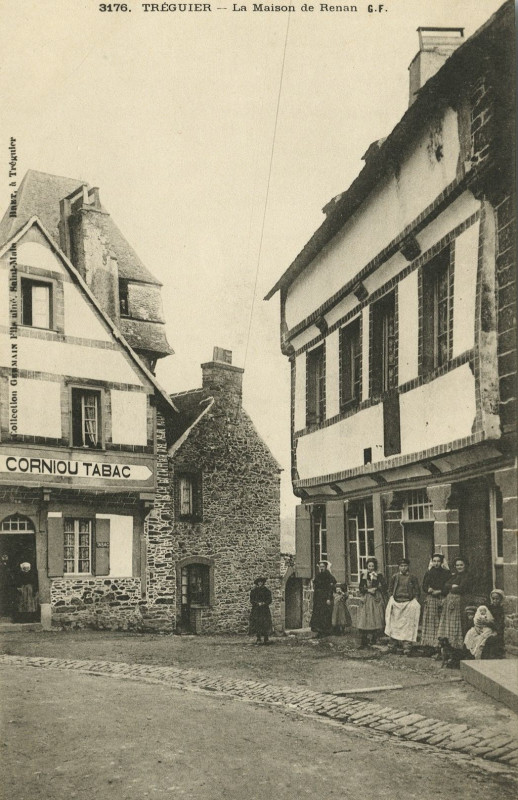 Carte postale ancienne Tréguier - Maison de Renan à Tréguier