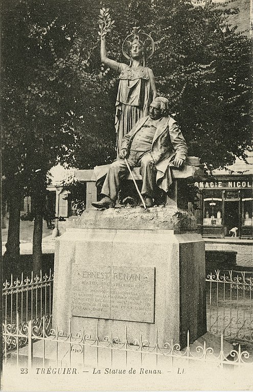 Carte postale ancienne Treguier - La Statue de Renan à Tréguier