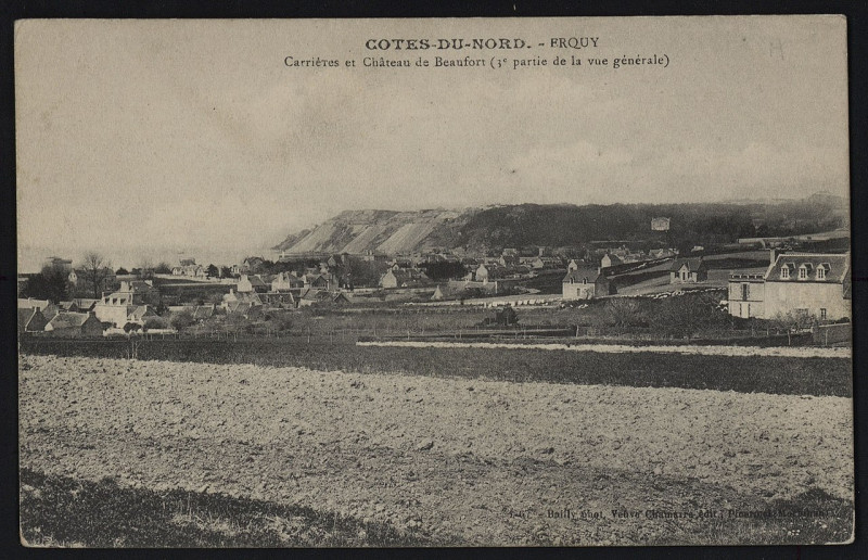Carte postale ancienne Erquy - Carrières et château de Beaufort à Erquy