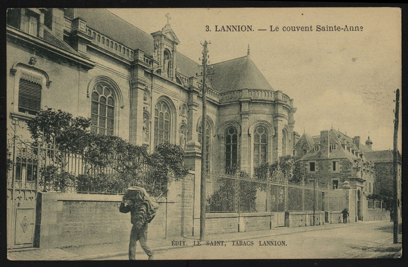 Carte postale ancienne Lannion - Couvent Sainte-Anne à Lannion
