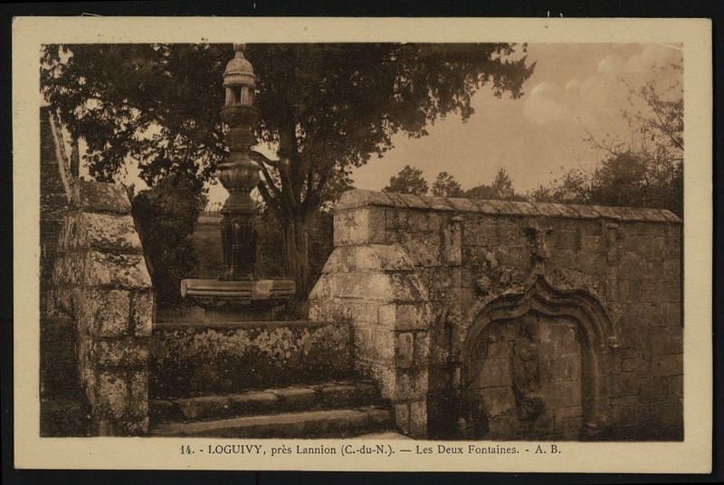 Carte postale ancienne Loguivy-Plougras pres Lannion - Les Deux Fontaines à Lannion