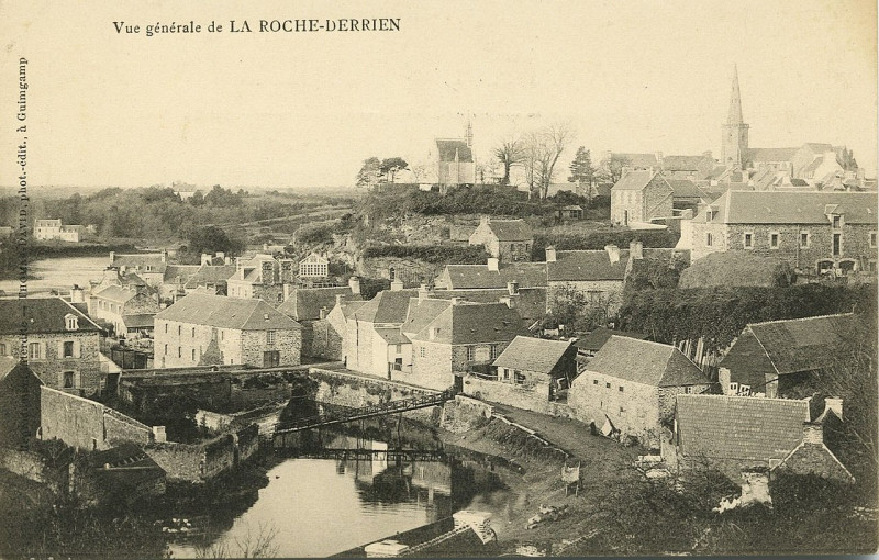 Carte postale ancienne La Roche-Derrien - Vue générale à La Roche-Jaudy