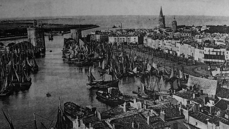 Carte postale ancienne La roChelle le port 1003964