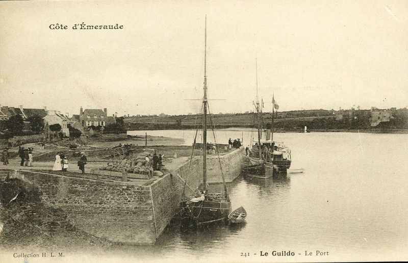 Carte postale ancienne Le Guildo - Port à Saint-Cast-le-Guildo