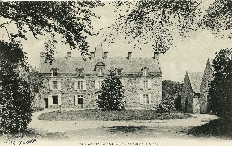 Carte postale ancienne Saint-Cast - Château de la Vieuvil à Saint-Cast-le-Guildo