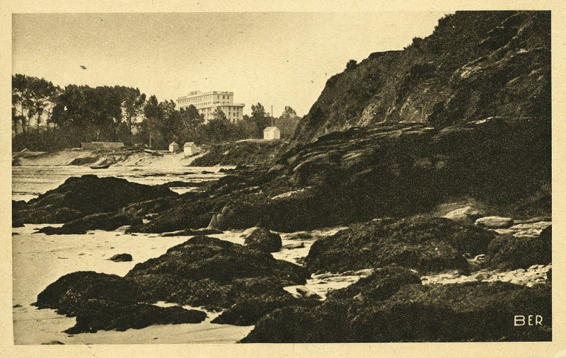 Carte postale ancienne Saint-Cast - Coin de la plage de Pen-Guen à Saint-Cast-le-Guildo