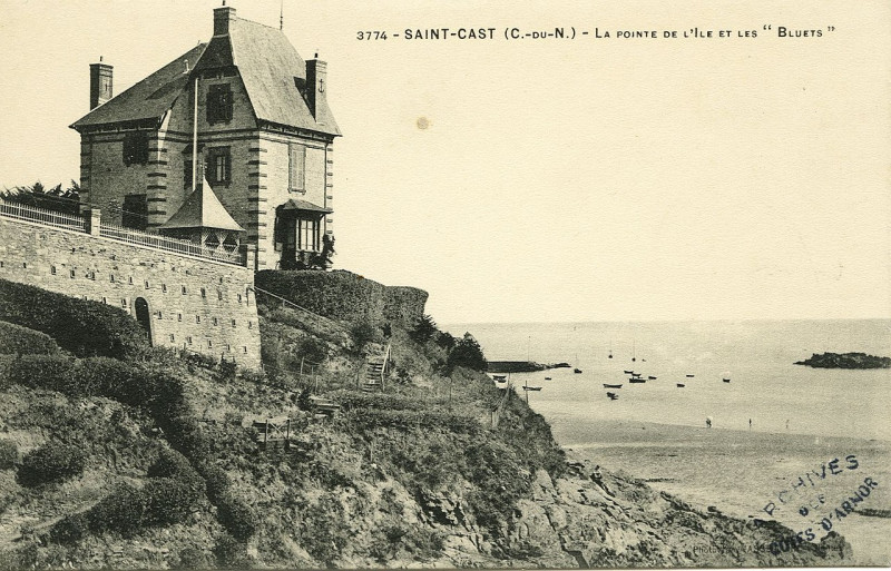 Carte postale ancienne Saint-Cast - Pointe de l'Isle et les Bluets à Saint-Cast-le-Guildo