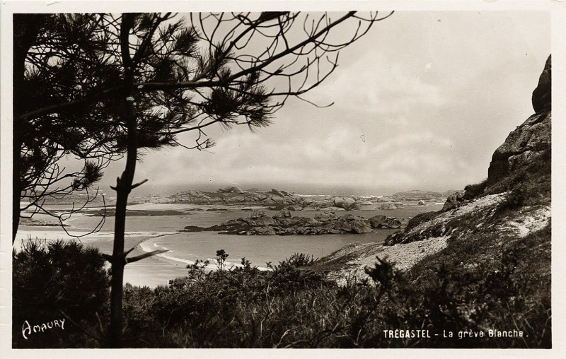 Carte postale ancienne Trégastel - Grève Blanche à Trégastel