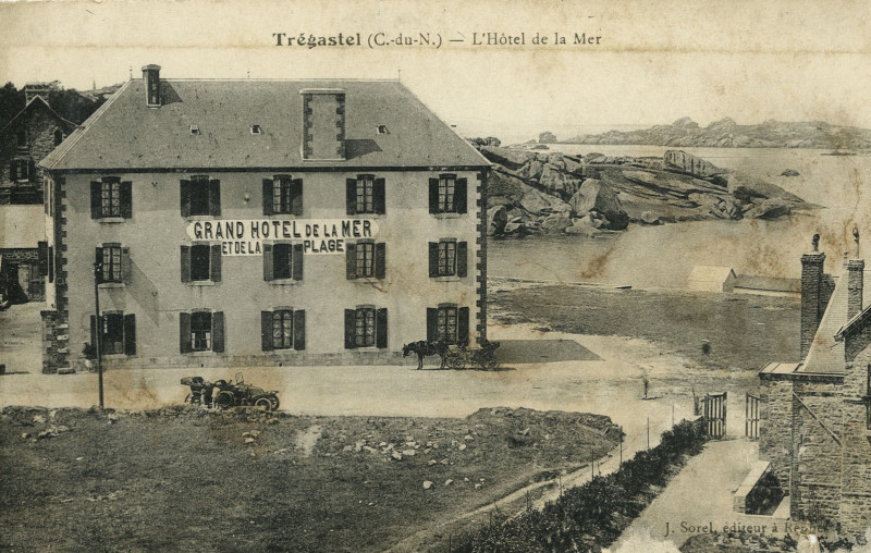 Carte postale ancienne Trégastel - Hôtel de la Mer à Trégastel
