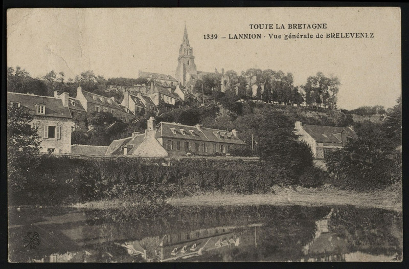 Carte postale ancienne Lannion - Vue générale de Brélévénez à Lannion