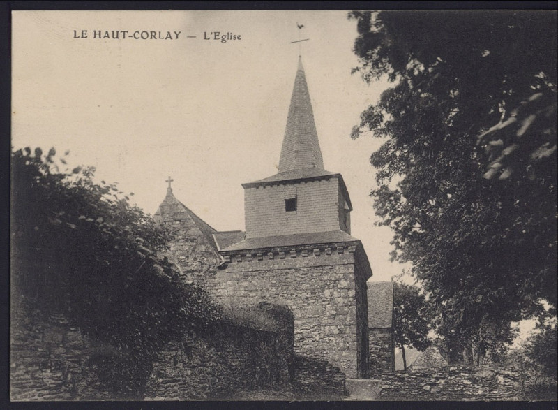 Carte postale ancienne Le Haut-Corlay - Eglise au Haut-Corlay